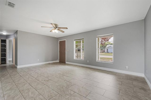 807 ASPENWOOD CIRCLE, Kissimmee, FL 34743