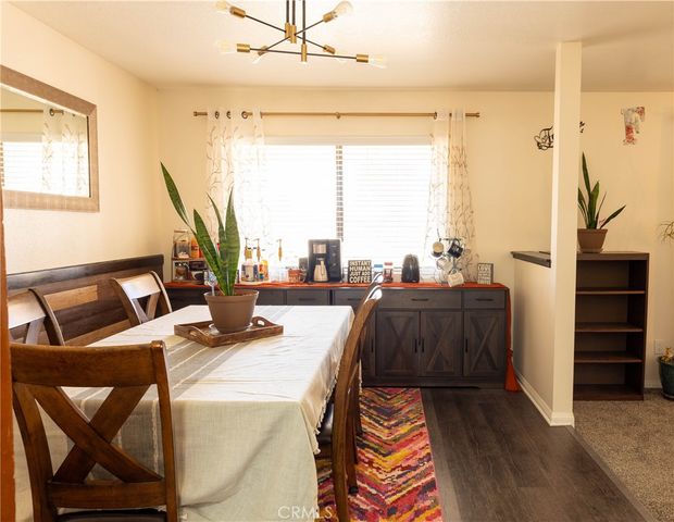 15078 Cactus, Hesperia, CA 92345