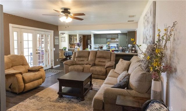 15078 Cactus, Hesperia, CA 92345