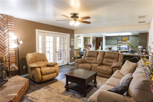 15078 Cactus, Hesperia, CA 92345
