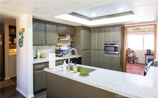 15078 Cactus, Hesperia, CA 92345