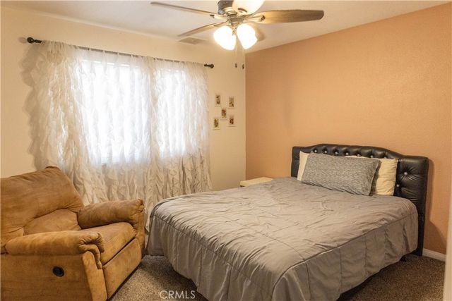 15078 Cactus, Hesperia, CA 92345