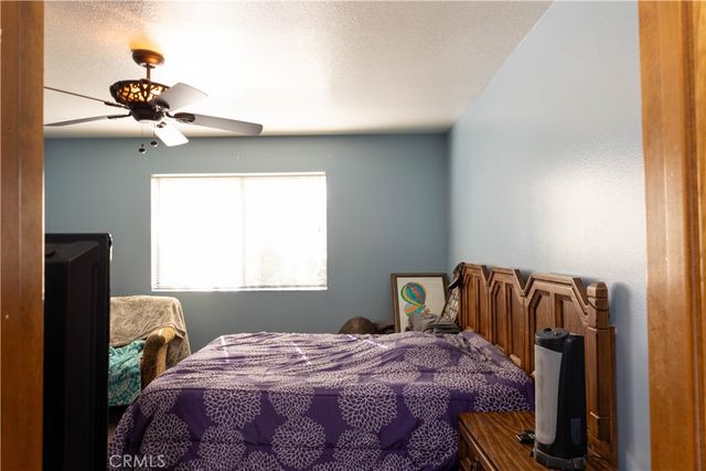 15078 Cactus, Hesperia, CA 92345