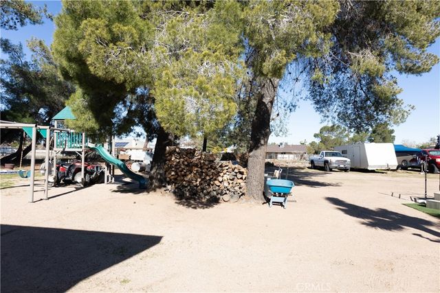 15078 Cactus, Hesperia, CA 92345