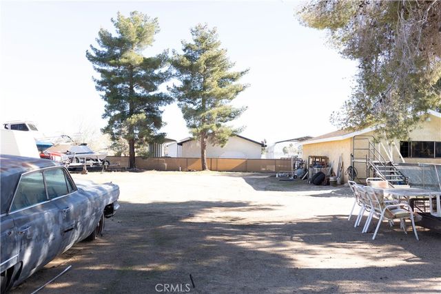 15078 Cactus, Hesperia, CA 92345