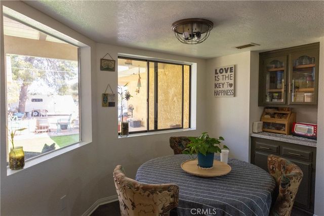 15078 Cactus, Hesperia, CA 92345