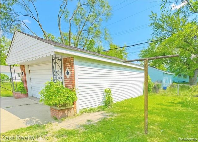 15684 Manning Street, Detroit, MI 48205