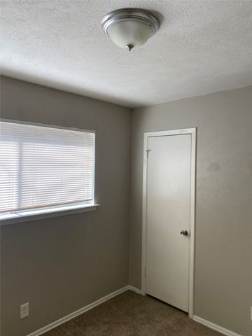 1119 Libra Drive, Cedar Hill, TX 75104