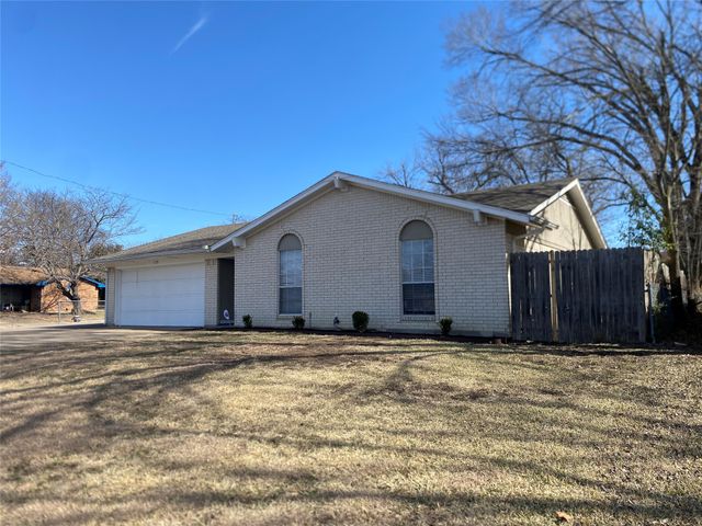 1119 Libra Drive, Cedar Hill, TX 75104