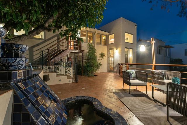 4653 E Talmadge Dr, San Diego, CA 92116