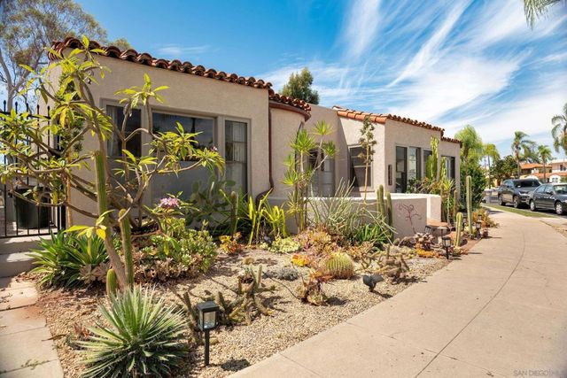 4653 E Talmadge Dr, San Diego, CA 92116