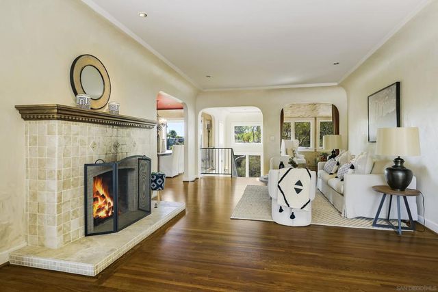 4653 E Talmadge Dr, San Diego, CA 92116