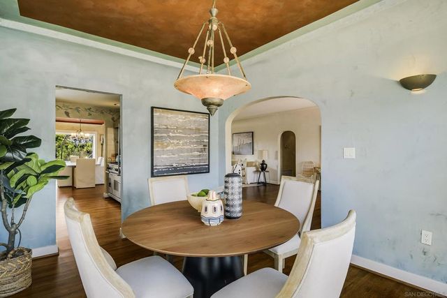 4653 E Talmadge Dr, San Diego, CA 92116
