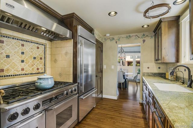 4653 E Talmadge Dr, San Diego, CA 92116