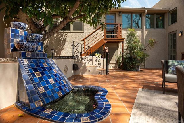 4653 E Talmadge Dr, San Diego, CA 92116