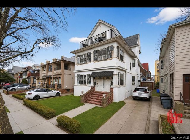 1049 E 12th Street, Brooklyn, NY 11230