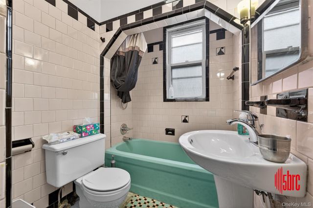 1049 E 12th Street, Brooklyn, NY 11230