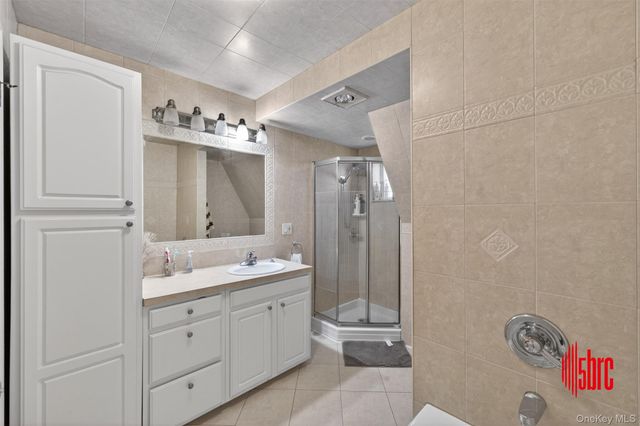 1049 E 12th Street, Brooklyn, NY 11230