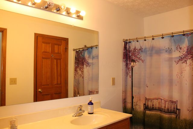 3632 Motts Place Court, Canal Winchester, OH 43110