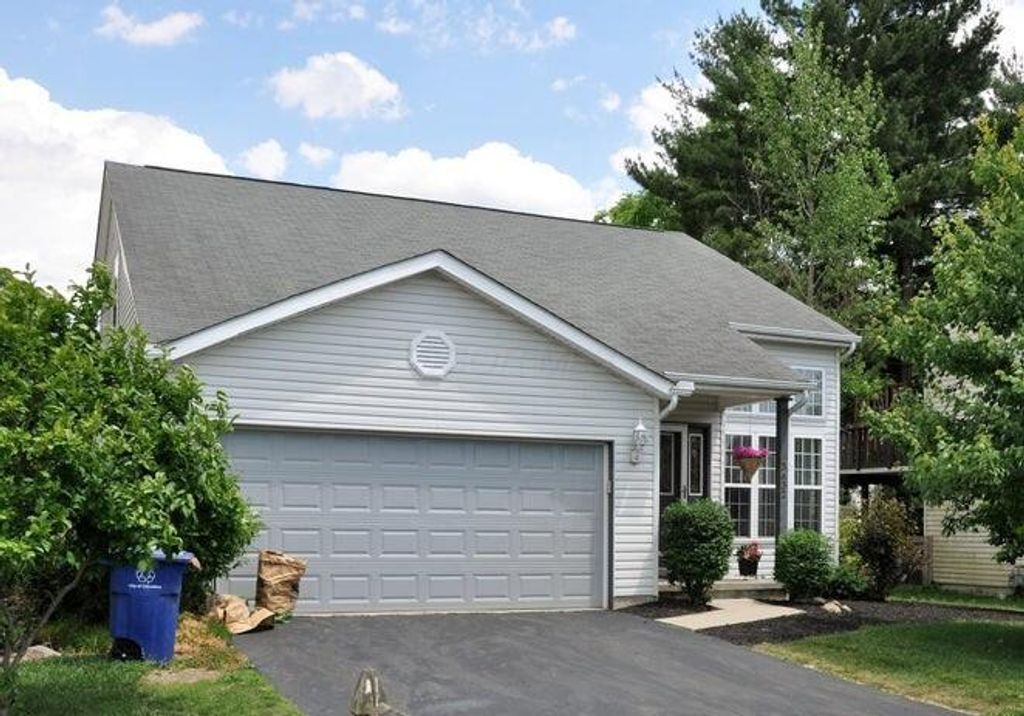 3632 Motts Place Court, Canal Winchester, OH 43110