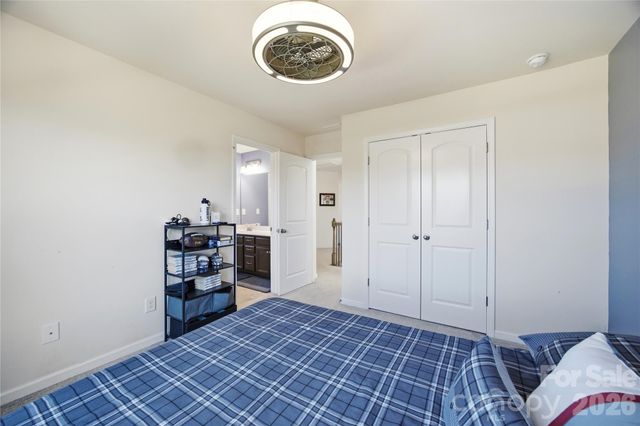 8113 Cornhill Avenue, Charlotte, NC 28277