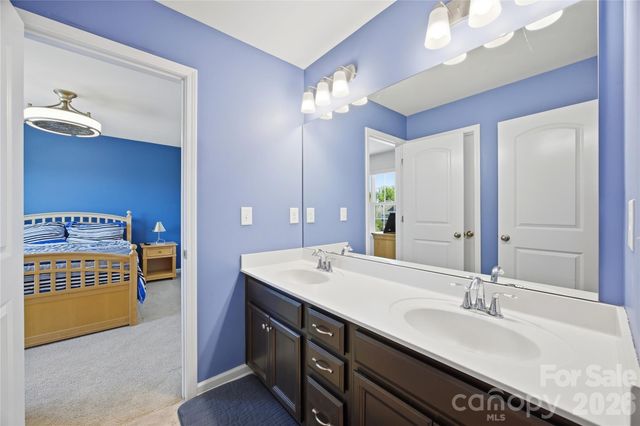 8113 Cornhill Avenue, Charlotte, NC 28277