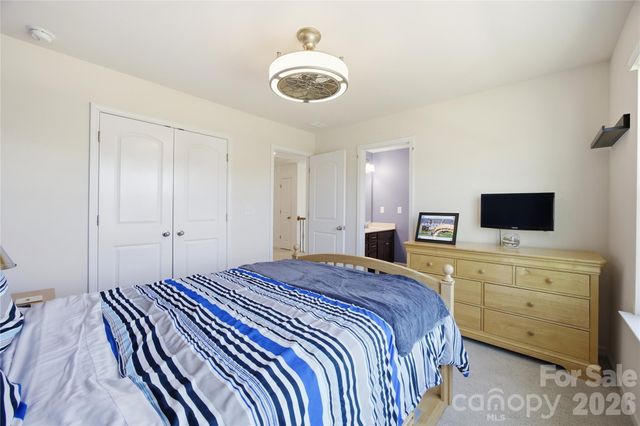 8113 Cornhill Avenue, Charlotte, NC 28277
