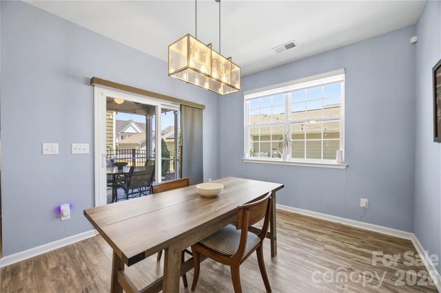 8113 Cornhill Avenue, Charlotte, NC 28277
