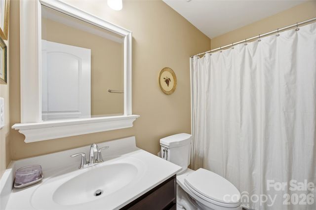 8113 Cornhill Avenue, Charlotte, NC 28277