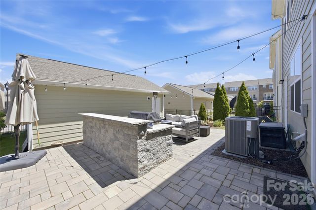 8113 Cornhill Avenue, Charlotte, NC 28277