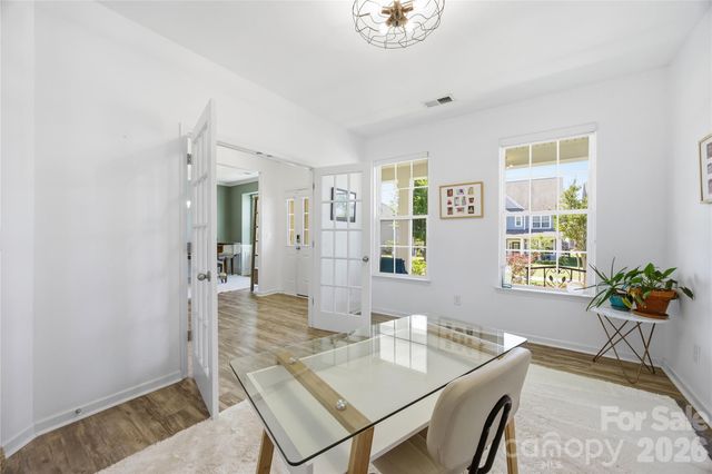 8113 Cornhill Avenue, Charlotte, NC 28277