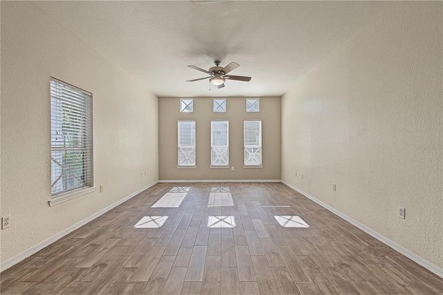 4006 CARROLLWOOD PALM COURT, Tampa, FL 33624