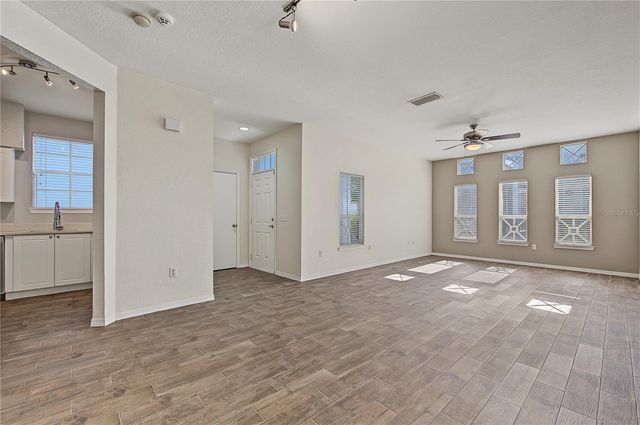 4006 CARROLLWOOD PALM COURT, Tampa, FL 33624