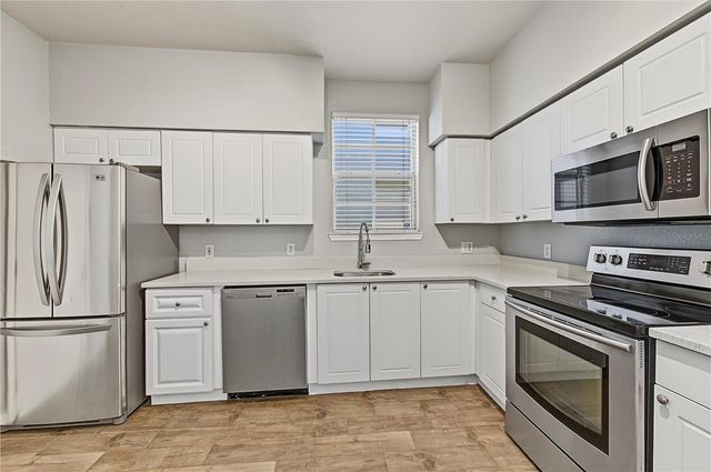 4006 CARROLLWOOD PALM COURT, Tampa, FL 33624