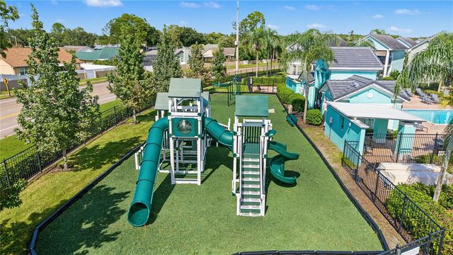 4006 CARROLLWOOD PALM COURT, Tampa, FL 33624