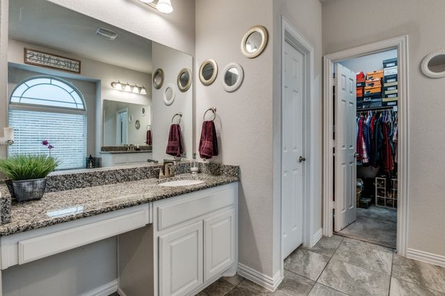 249 Noble Nest Drive, Midlothian, TX 76065