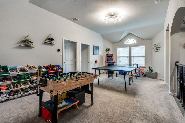 249 Noble Nest Drive, Midlothian, TX 76065