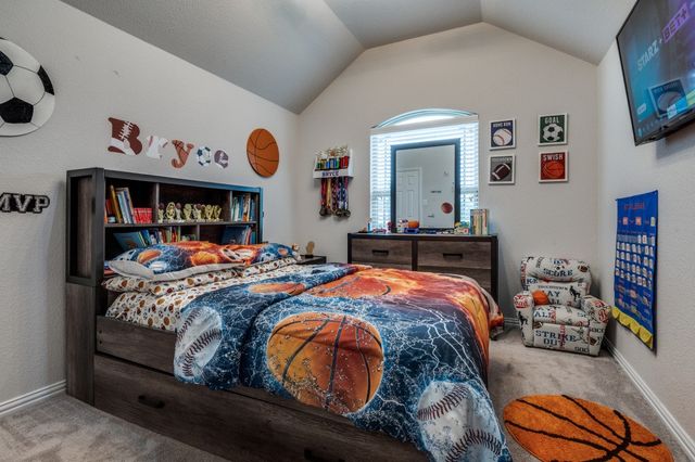 249 Noble Nest Drive, Midlothian, TX 76065