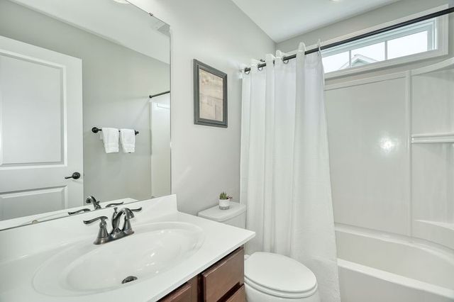 715 Hillspring Terrace, Webster, NY 14580