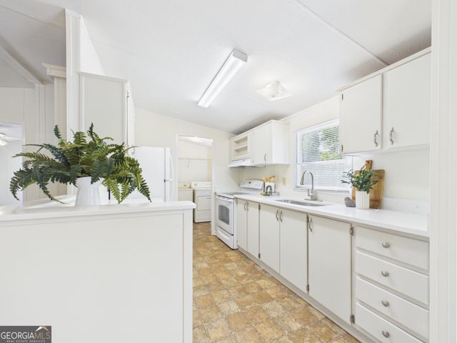 110 Ridge Court, Kathleen, GA 31047
