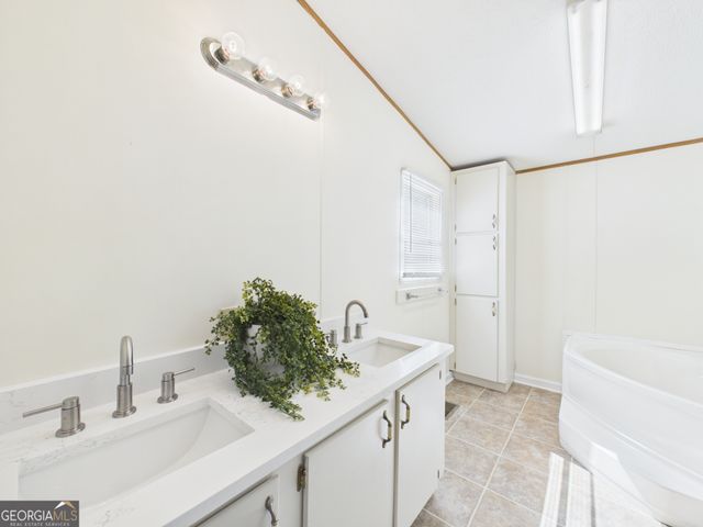 110 Ridge Court, Kathleen, GA 31047
