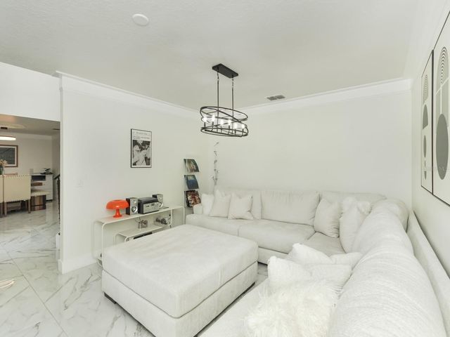 7561 LAKE ANDREA CIRCLE, Mount Dora, FL 32757