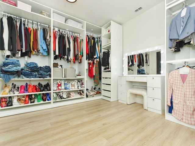 7561 LAKE ANDREA CIRCLE, Mount Dora, FL 32757