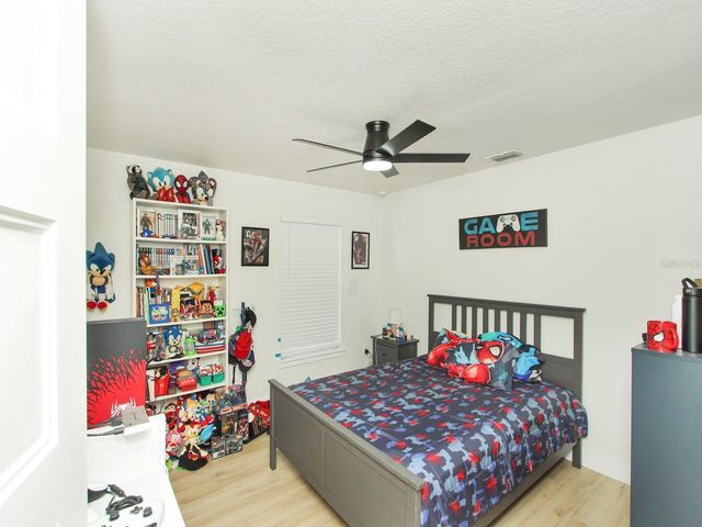 7561 LAKE ANDREA CIRCLE, Mount Dora, FL 32757