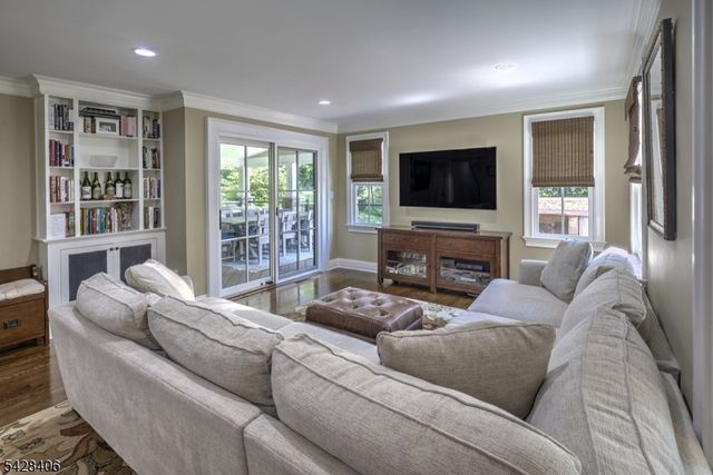 40 Sunnybrook Rd, Bernards Twp., NJ 07920