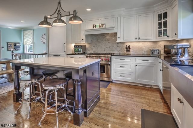 40 Sunnybrook Rd, Bernards Twp., NJ 07920