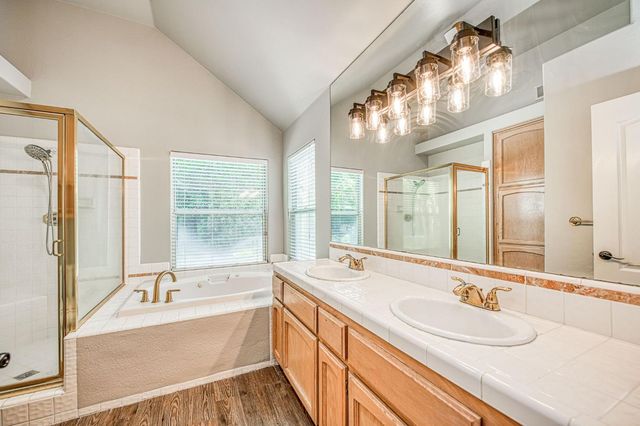 7351 N Antioch Avenue, Fresno, CA 93722