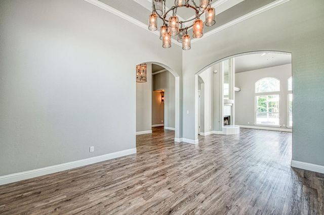 7351 N Antioch Avenue, Fresno, CA 93722