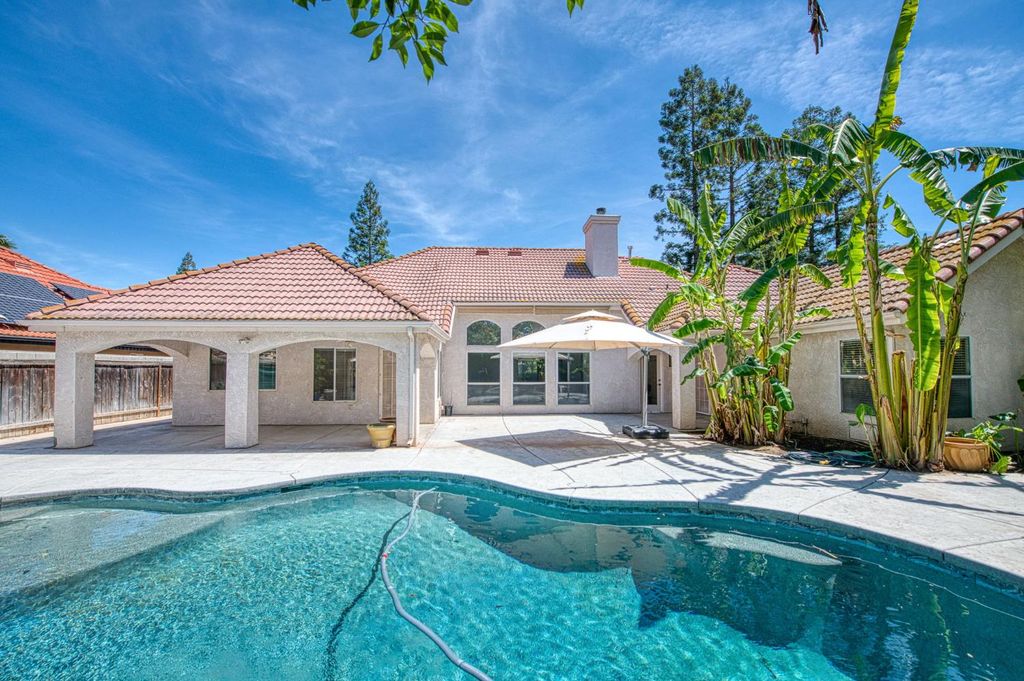 Image 32 of property listing at 7351 N Antioch Avenue, Fresno, CA 93722
