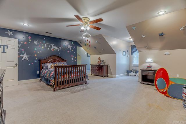 2114 Spring Hollow Dr, Jonesboro, AR 72404